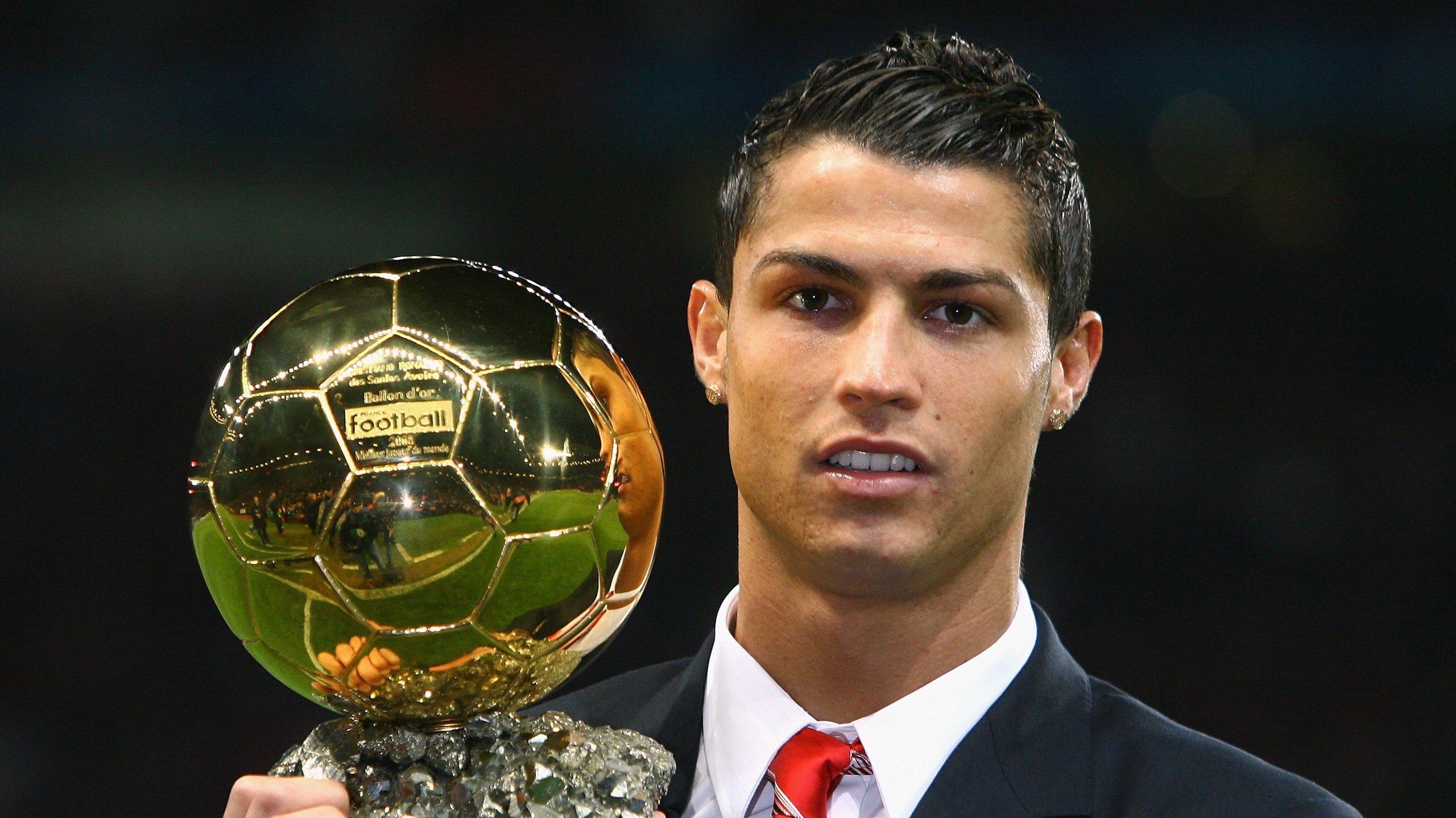 C罗世界杯梦想未熄，继续追求足球生涯顶峰，c罗世界杯最好的成绩